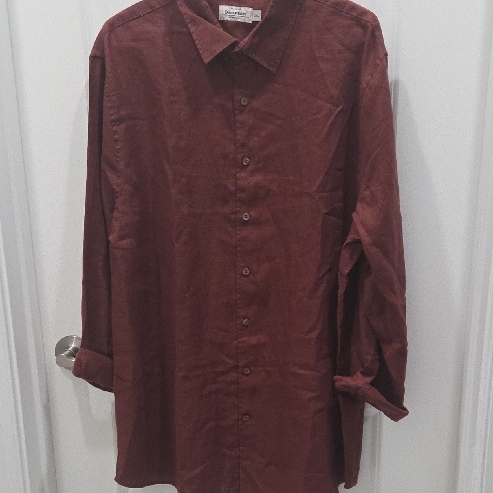 Men's Casual Burgundy Button-Down Shirt